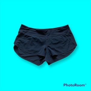 Lululemon Speed Up Low-Rise Lined Short 2.5" | True Navy | Size 10